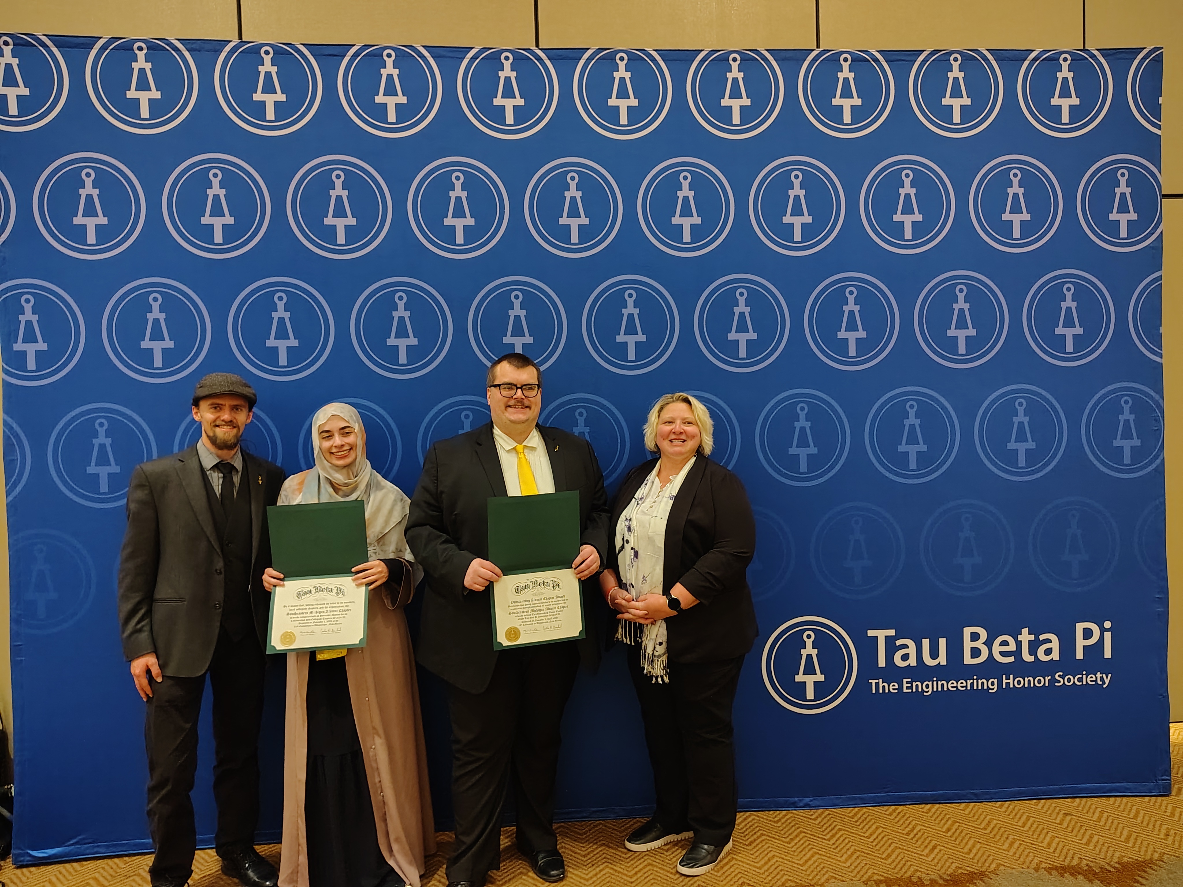 Albuquerque Convention — IMG_20251101_223207317_HDR